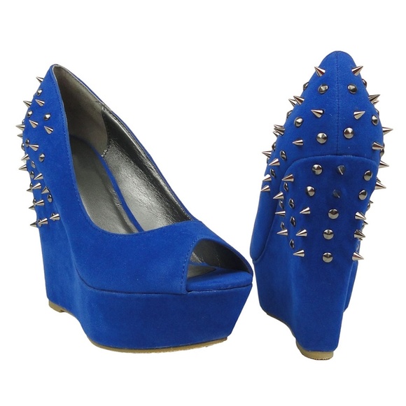 Women Platform Suede Peep Toe Spiked Wedge DEAR-2 - Picture 2 of 6